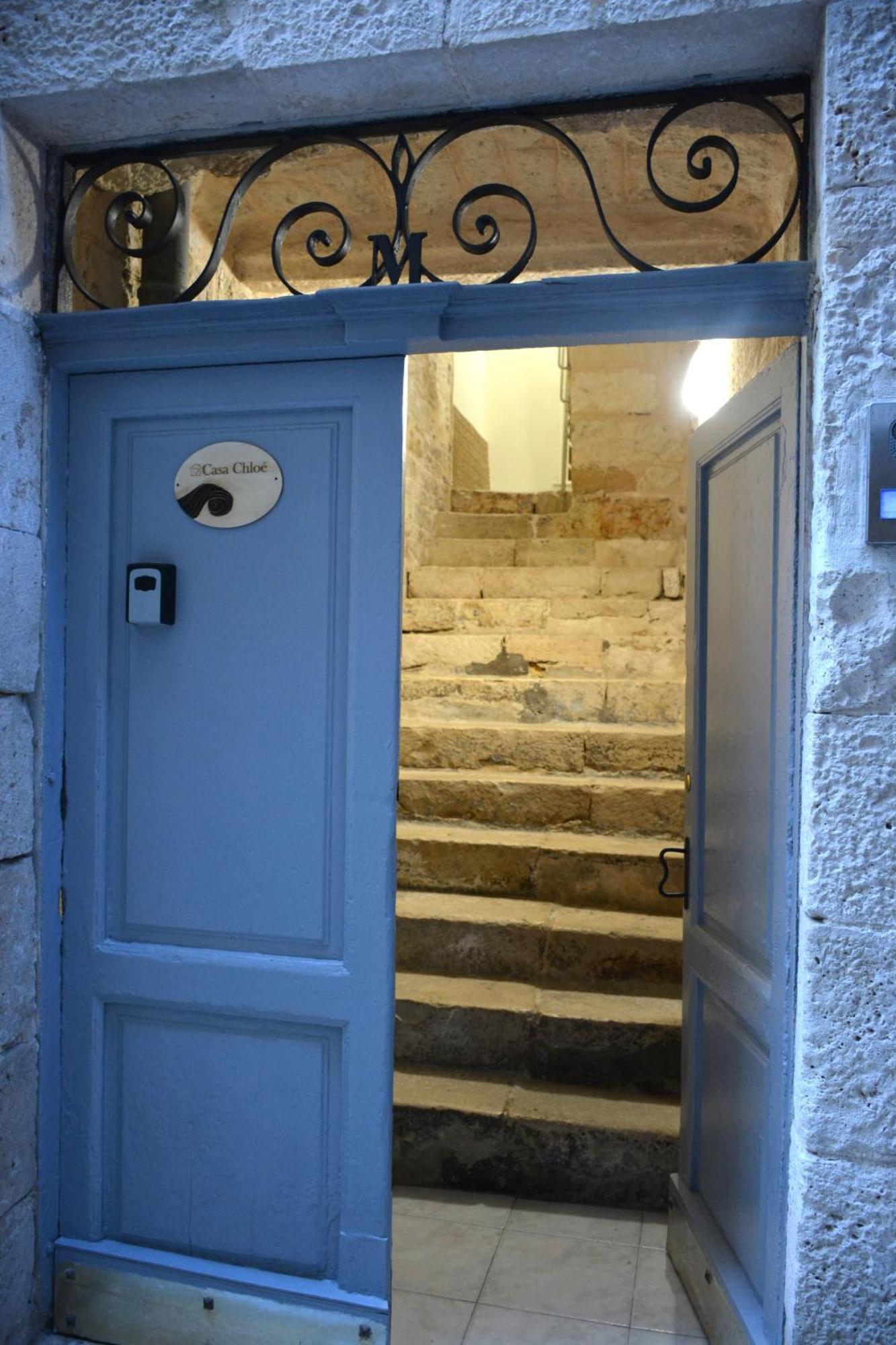 Ferienwohnung Casa Chloe - Vicino Al Porto E Basilica San Nicola Bari Exterior foto
