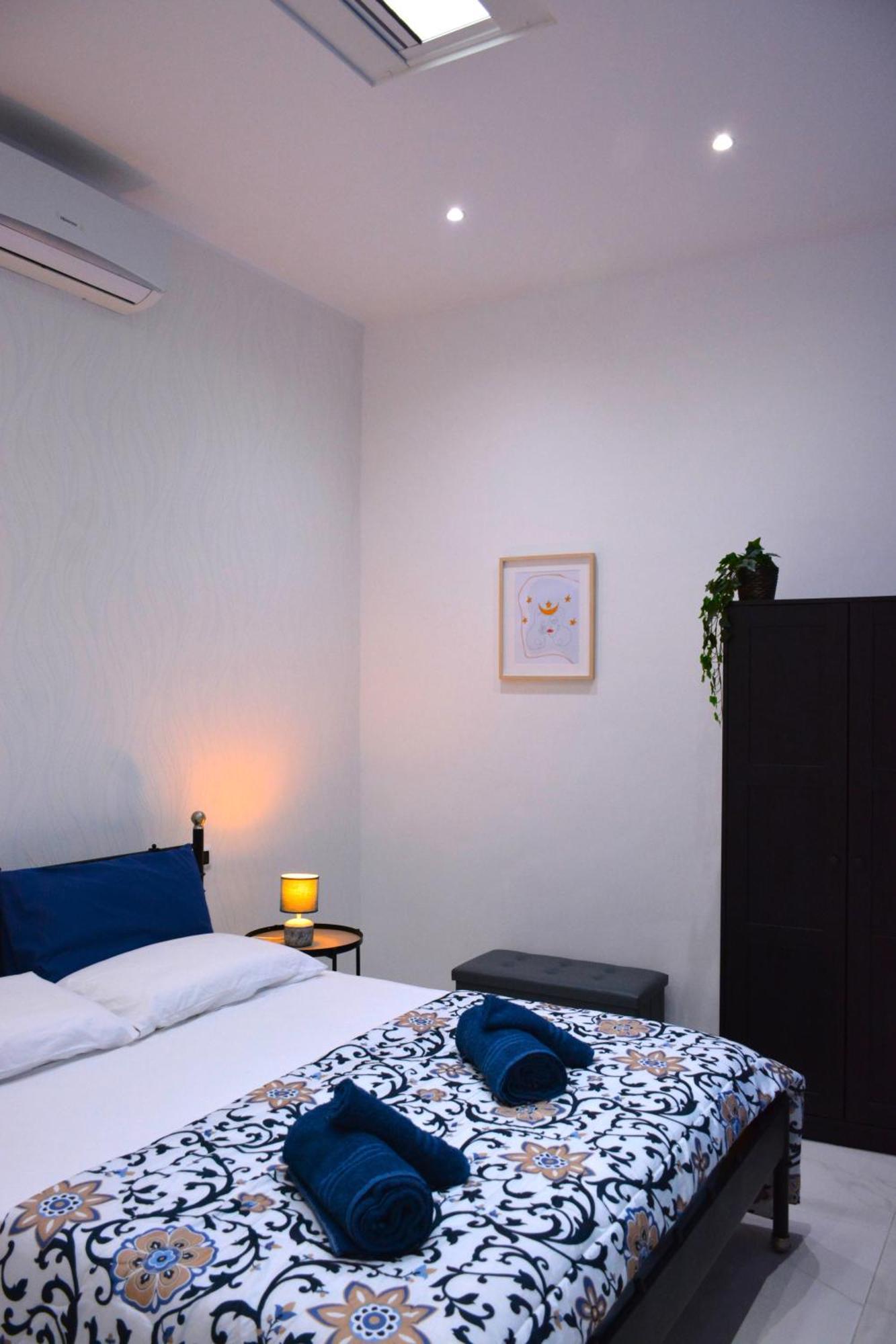 Ferienwohnung Casa Chloe - Vicino Al Porto E Basilica San Nicola Bari Exterior foto